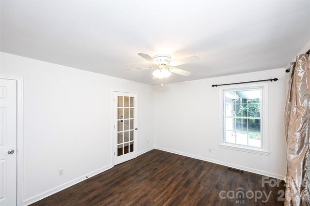 8327 Loma Linda Lane, Waxhaw, NC 28173