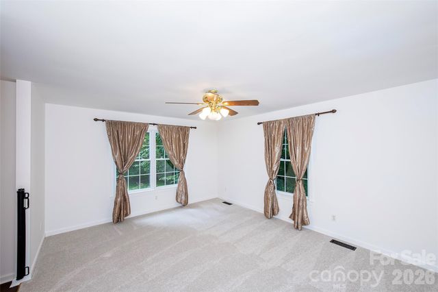 8327 Loma Linda Lane, Waxhaw, NC 28173