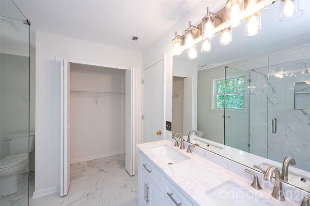 8327 Loma Linda Lane, Waxhaw, NC 28173