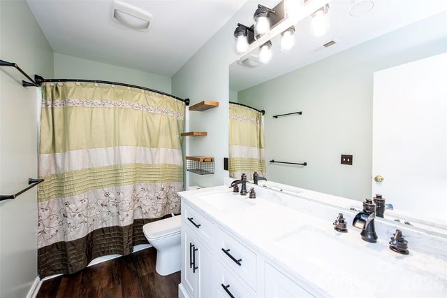8327 Loma Linda Lane, Waxhaw, NC 28173