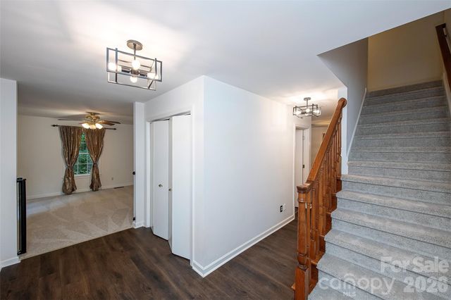 8327 Loma Linda Lane, Waxhaw, NC 28173