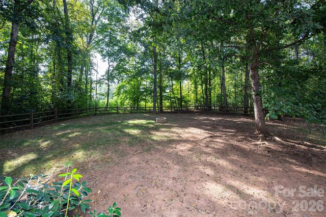 8327 Loma Linda Lane, Waxhaw, NC 28173