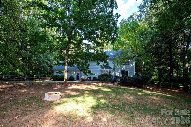 8327 Loma Linda Lane, Waxhaw, NC 28173
