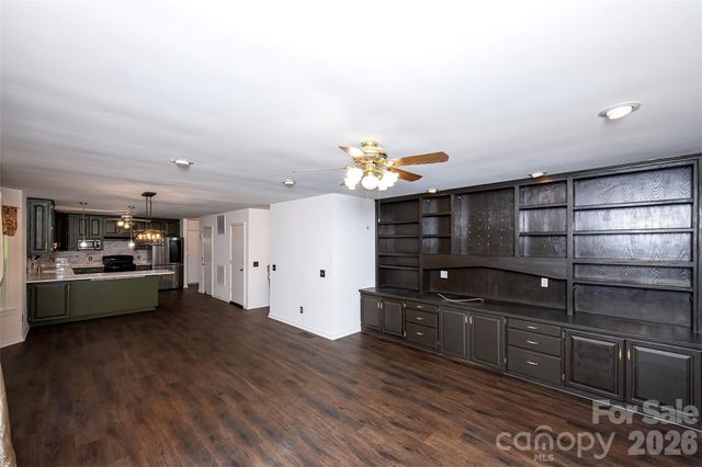 8327 Loma Linda Lane, Waxhaw, NC 28173