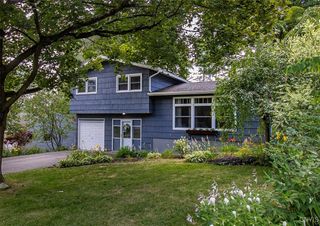 112 Haverhill Drive, Dewitt, NY 13214