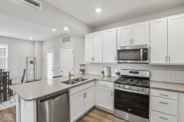 2739 Maricopa Boulevard, Whitestown, IN 46075