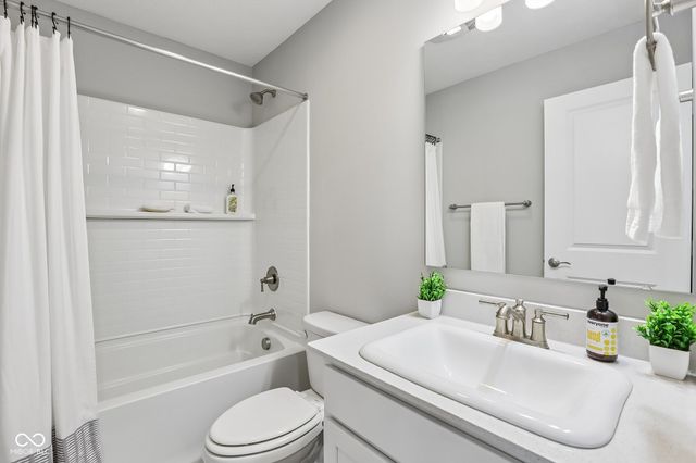 2739 Maricopa Boulevard, Whitestown, IN 46075