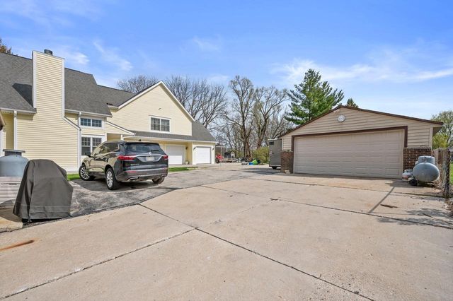 N95W26705 County Road Q, Colgate, WI 53017