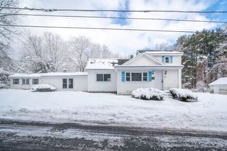 85 Roosevelt Ave, Athol, MA 01331