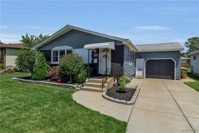 61 Bay Lane, Cheektowaga, NY 14225