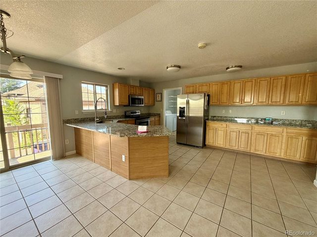 3841 Grove Street, Denver, CO 80211
