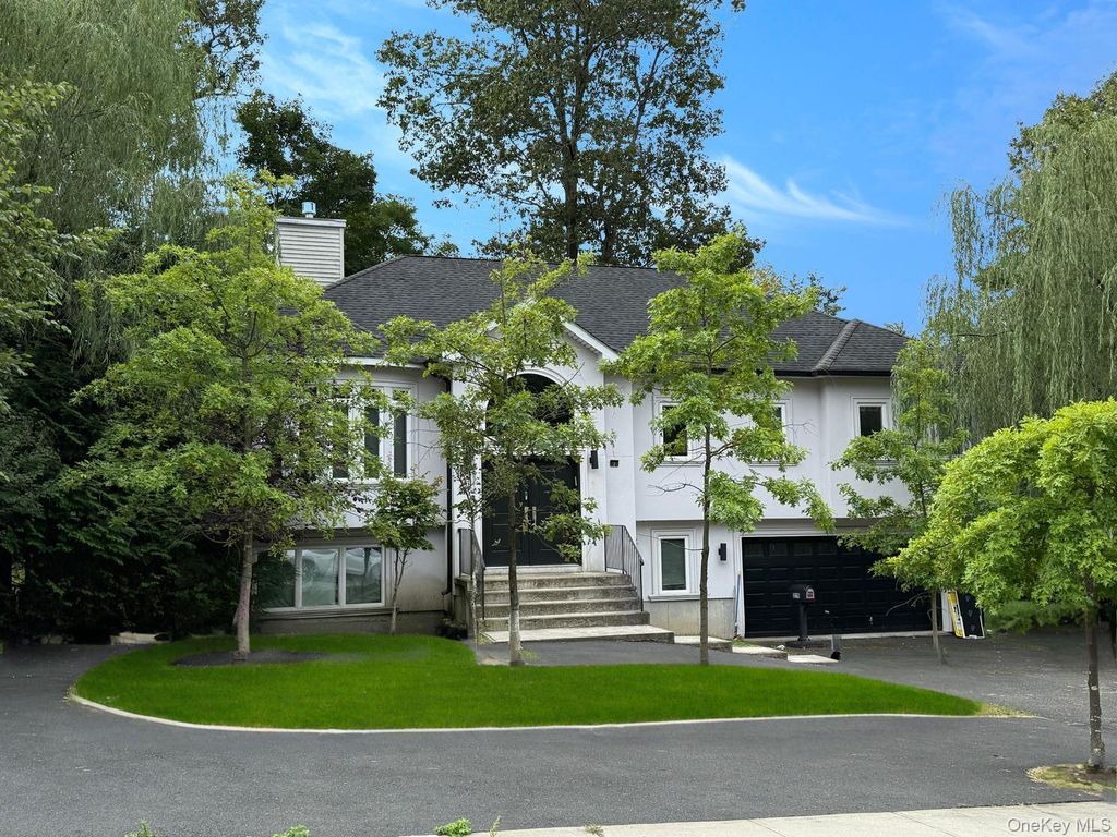 2 Greg Sikorsky Drive, Monsey, NY 10952