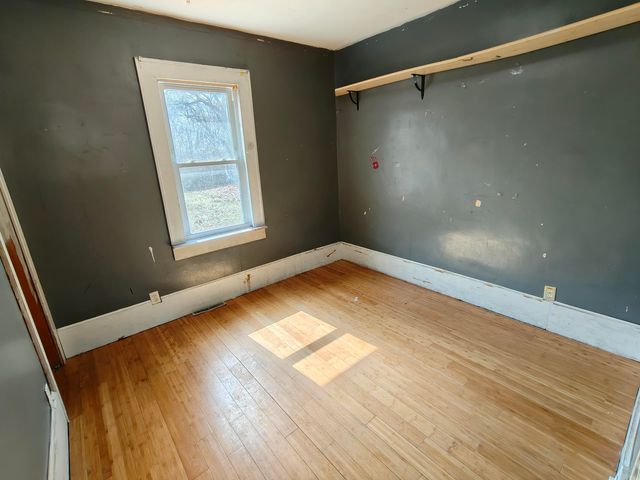 3839 Roche Street, Hobart, IN 46342