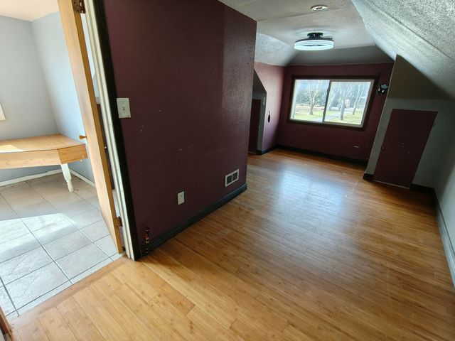 3839 Roche Street, Hobart, IN 46342