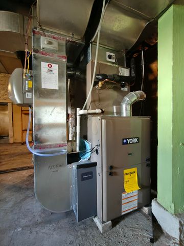 3839 Roche Street, Hobart, IN 46342