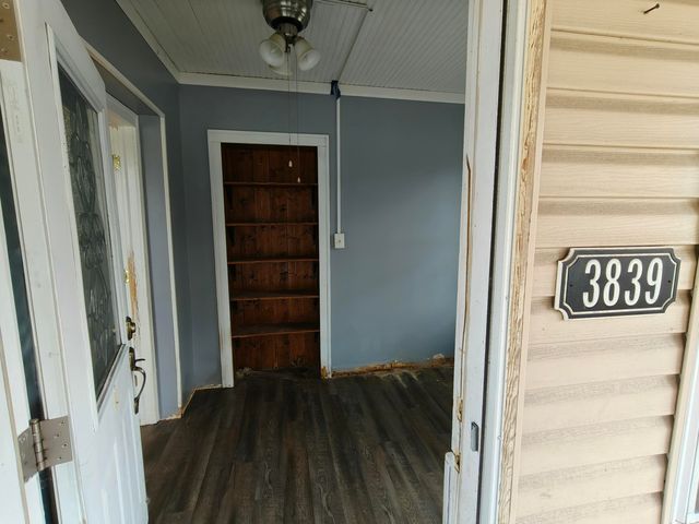 3839 Roche Street, Hobart, IN 46342