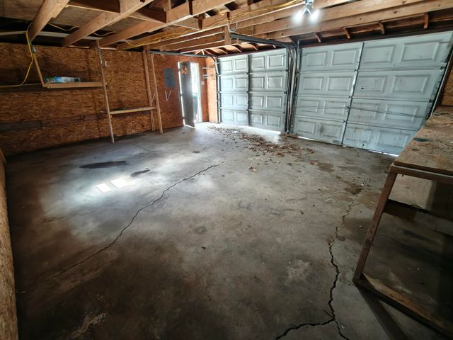 3839 Roche Street, Hobart, IN 46342