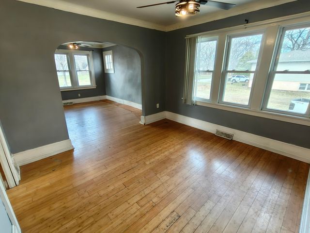 3839 Roche Street, Hobart, IN 46342