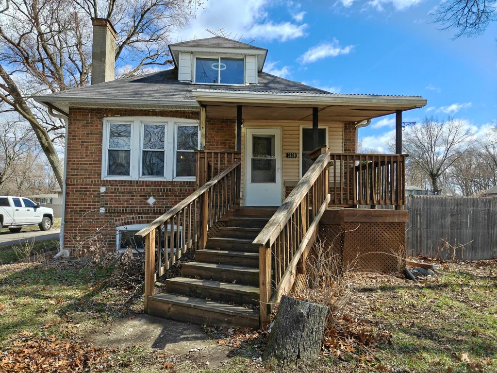 3839 Roche Street, Hobart, IN 46342