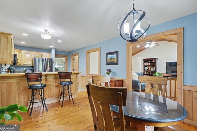 18 Saga Mountain Road, Tiger, GA 30576