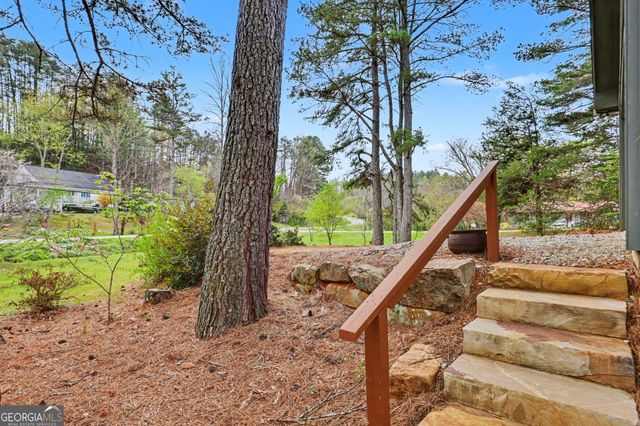 18 Saga Mountain Road, Tiger, GA 30576