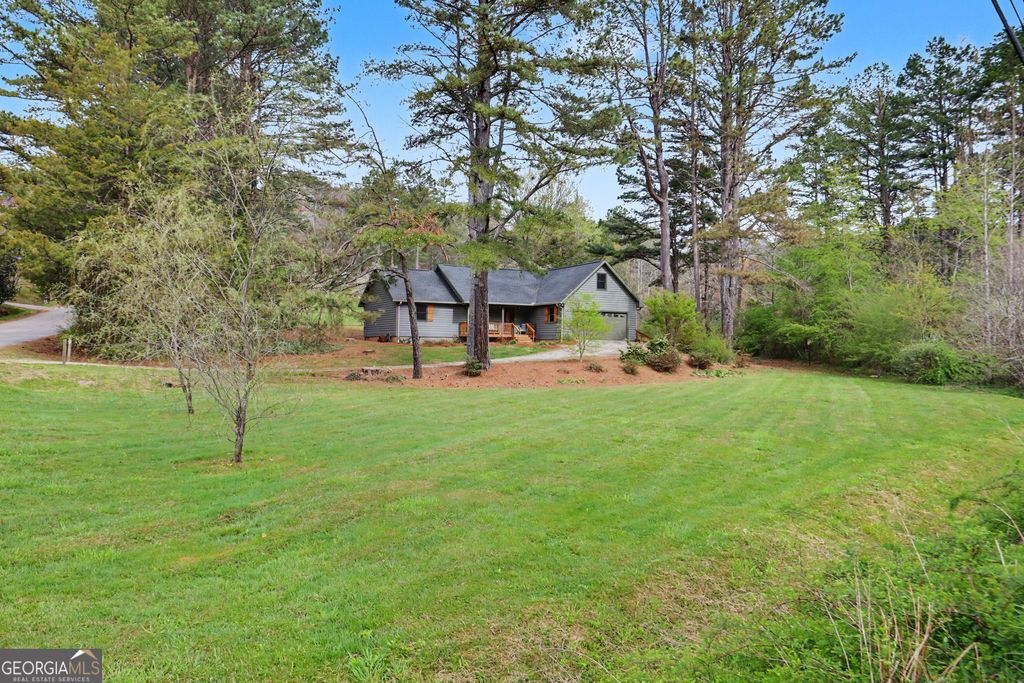 18 Saga Mountain Road, Tiger, GA 30576