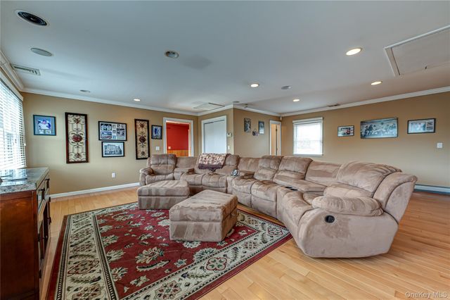 114 Randall Road, Shoreham, NY 11786