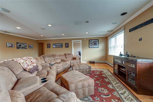 114 Randall Road, Shoreham, NY 11786