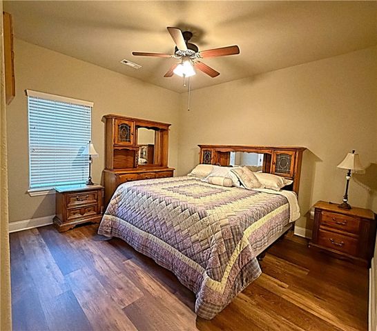 206 Deere Run Drive, Cave Springs, AR 72718