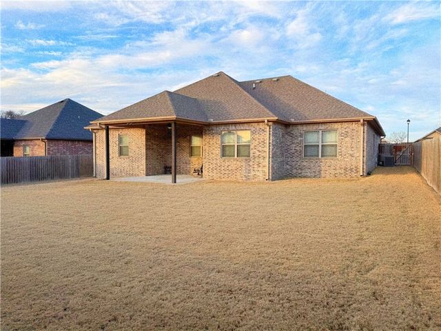 206 Deere Run Drive, Cave Springs, AR 72718