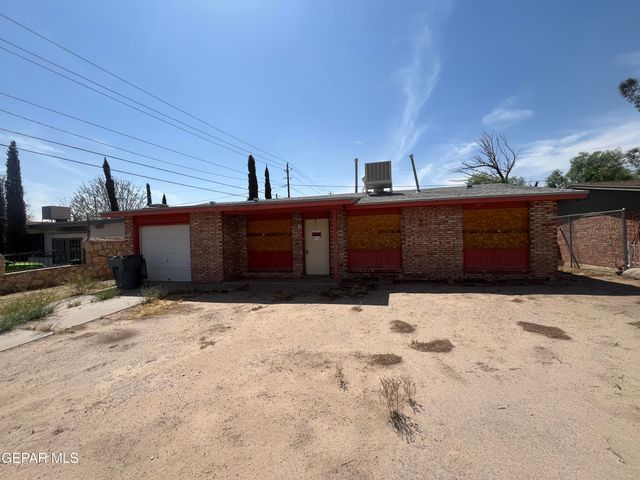 221 MARAVILLA Drive, El Paso, TX 79907