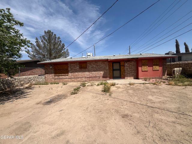 221 MARAVILLA Drive, El Paso, TX 79907