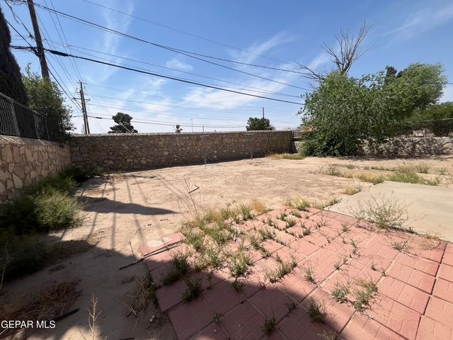 221 MARAVILLA Drive, El Paso, TX 79907