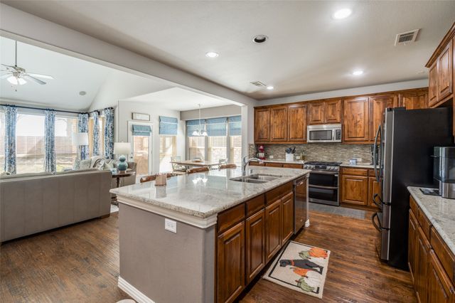 2816 Torreya Drive, Mckinney, TX 75071