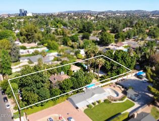 22722 Erwin Street, Woodland Hills, CA 91367