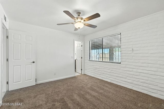 2860 W Calle Del Huerto, Tucson, AZ 85741