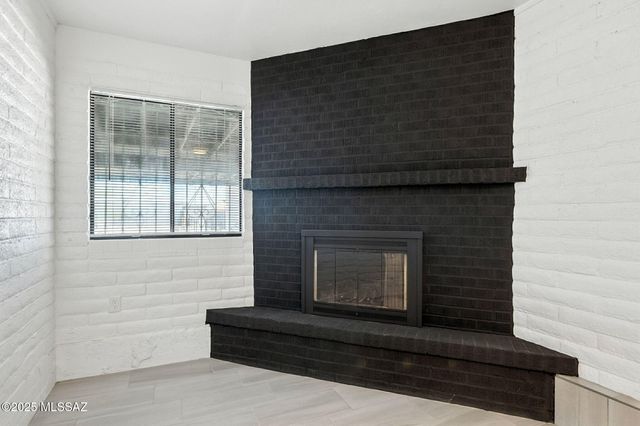 2860 W Calle Del Huerto, Tucson, AZ 85741