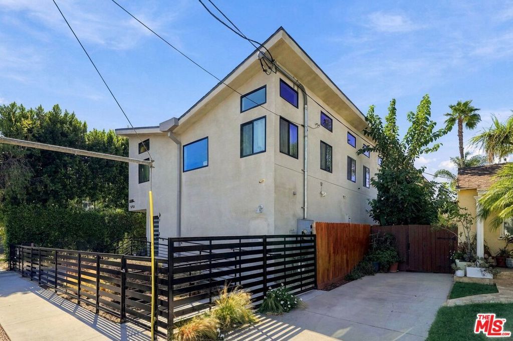 5753 Case Avenue, North Hollywood, CA 91601 — photo 4