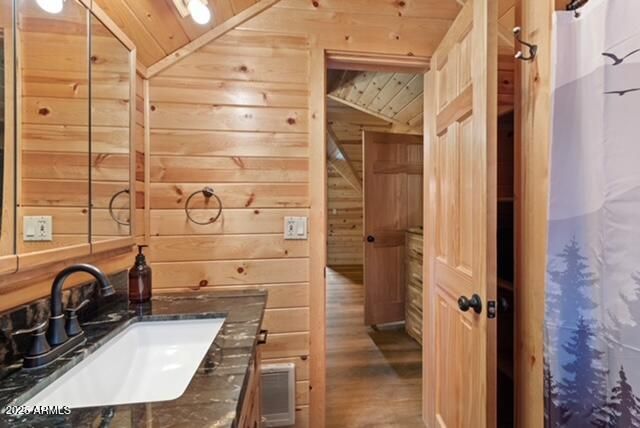 2343 DOVETAIL Trail, Overgaard, AZ 85933