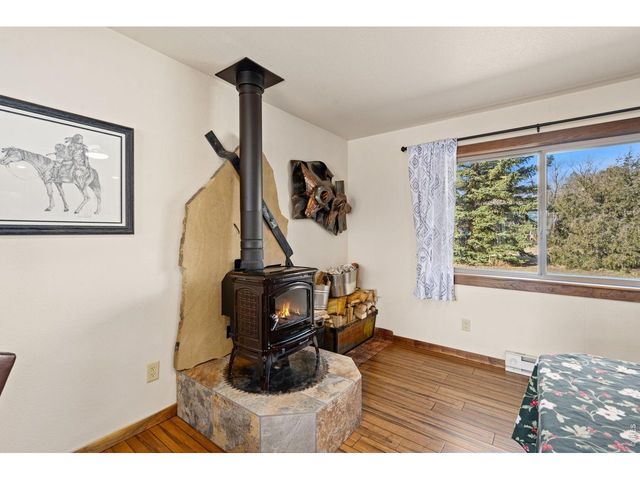 225 Meadow Ln, Bellvue, CO 80512
