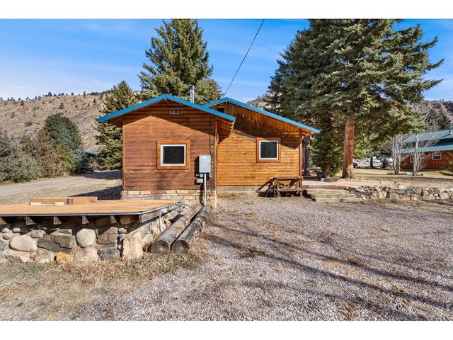 225 Meadow Ln, Bellvue, CO 80512
