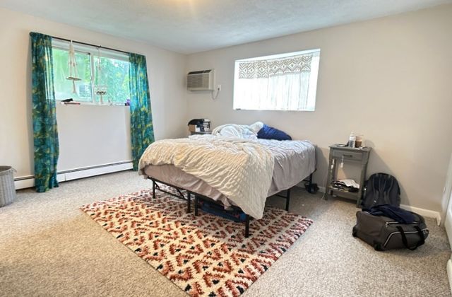 73 Charlesbank Rd 201, Newton, MA 02458