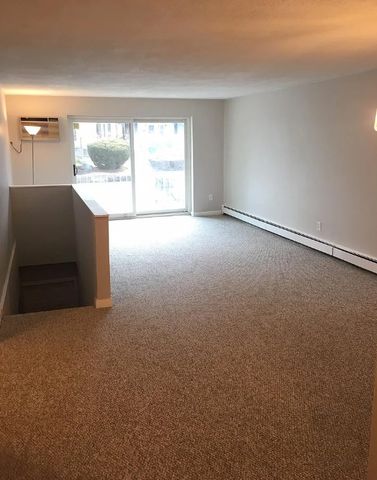 73 Charlesbank Rd 201, Newton, MA 02458