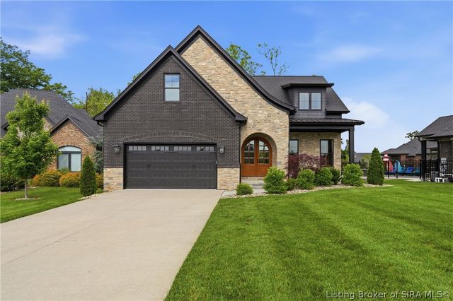 799 Dani Ann Way, Jeffersonville, IN 47130