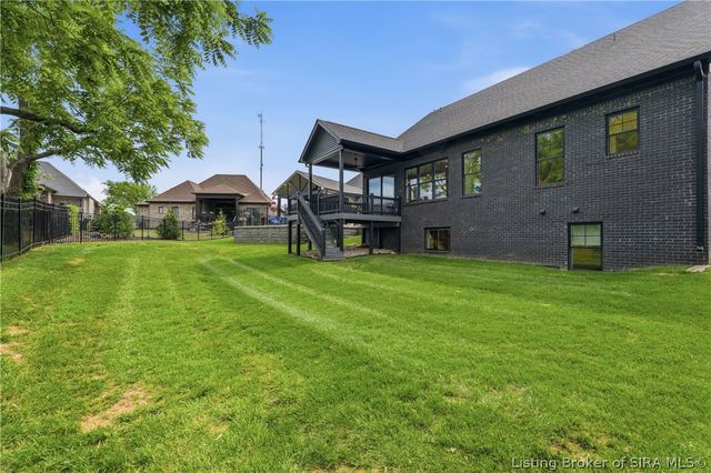 799 Dani Ann Way, Jeffersonville, IN 47130