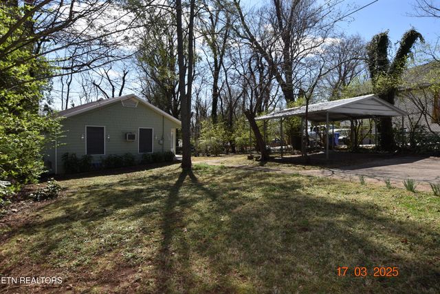 116 S Walker Lane, Oak Ridge, TN 37830