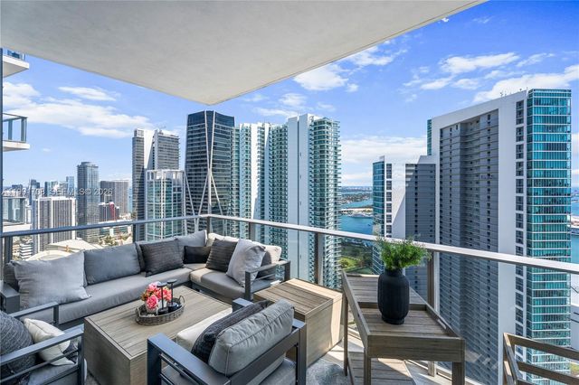 851 NE 1 Ave 4307, Miami, FL 33132