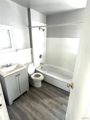 5617 Janet Avenue, Jennings, MO 63136