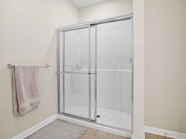 4 Peters Farm Way 206, Westborough, MA 01581