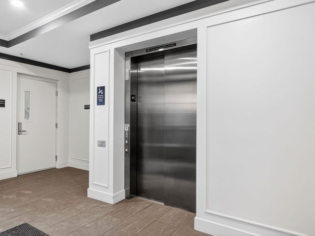 4 Peters Farm Way 206, Westborough, MA 01581